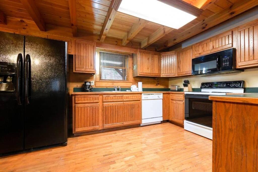 Pigeonforge Cabin Game Roomdog Friendlyhot Tub Піджен-Фордж Екстер'єр фото
