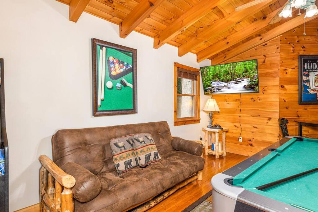 Pigeonforge Cabin Game Roomdog Friendlyhot Tub Піджен-Фордж Екстер'єр фото